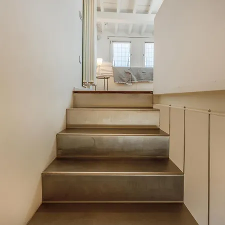 Ghirlandina Loft - In The Historic Center Of Apartamento