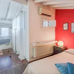 Ghirlandina Loft - In The Historic Center Of Μόντενα