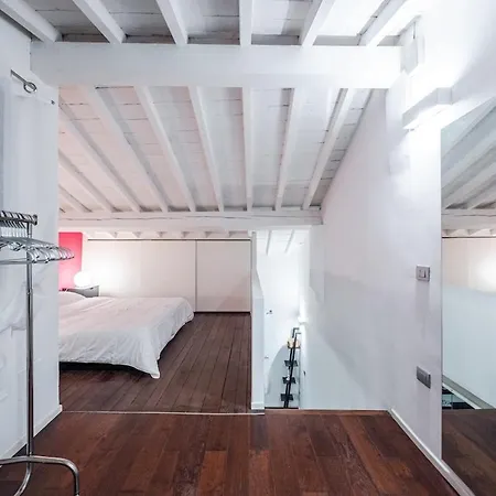 Ghirlandina Loft - In The Historic Center Of Apartment Modena