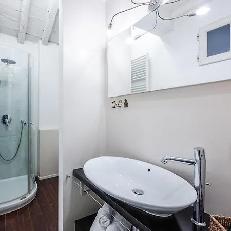 Ghirlandina Loft - In The Historic Center Of Διαμέρισμα Μόντενα