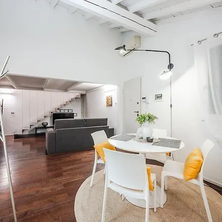 Διαμέρισμα Ghirlandina Loft - In The Historic Center Of *