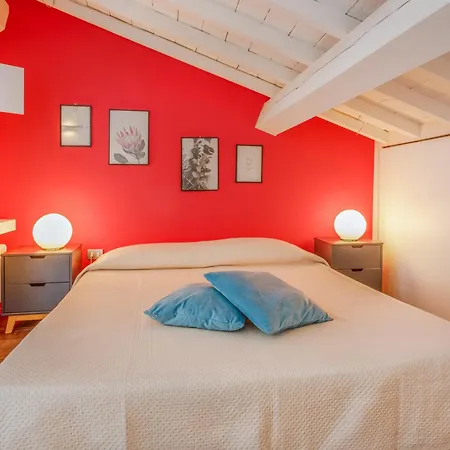 Appartement Ghirlandina Loft - In The Historic Center Of Modène