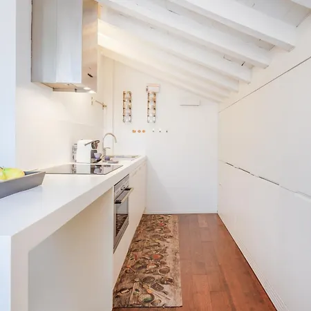 Appartement Ghirlandina Loft - In The Historic Center Of Modène