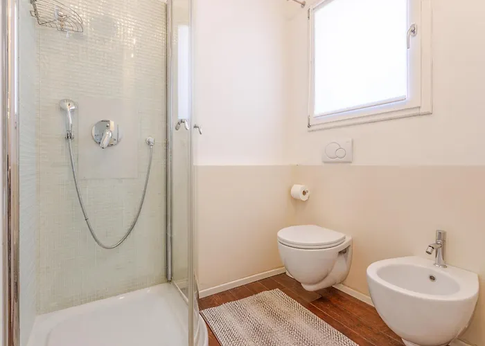 Apartament Ghirlandina Loft - In The Historic Center Of *