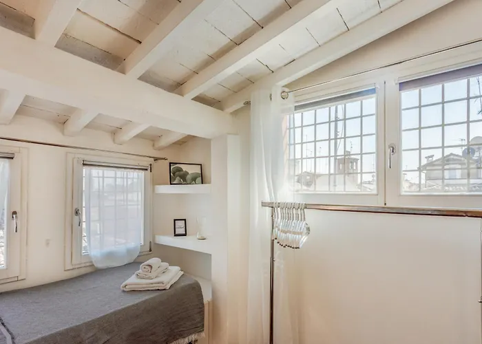 Ghirlandina Loft - In The Historic Center Of *